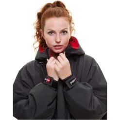 Red Paddle Co. Pro Evo Long Sleeve Changing Robe 13 Red Paddle Co. Pro Evo Long Sleeve Changing Robe -Diving Equipment Store 39227 GREY LONG SLEEVE FEMALE2012.2000x2000