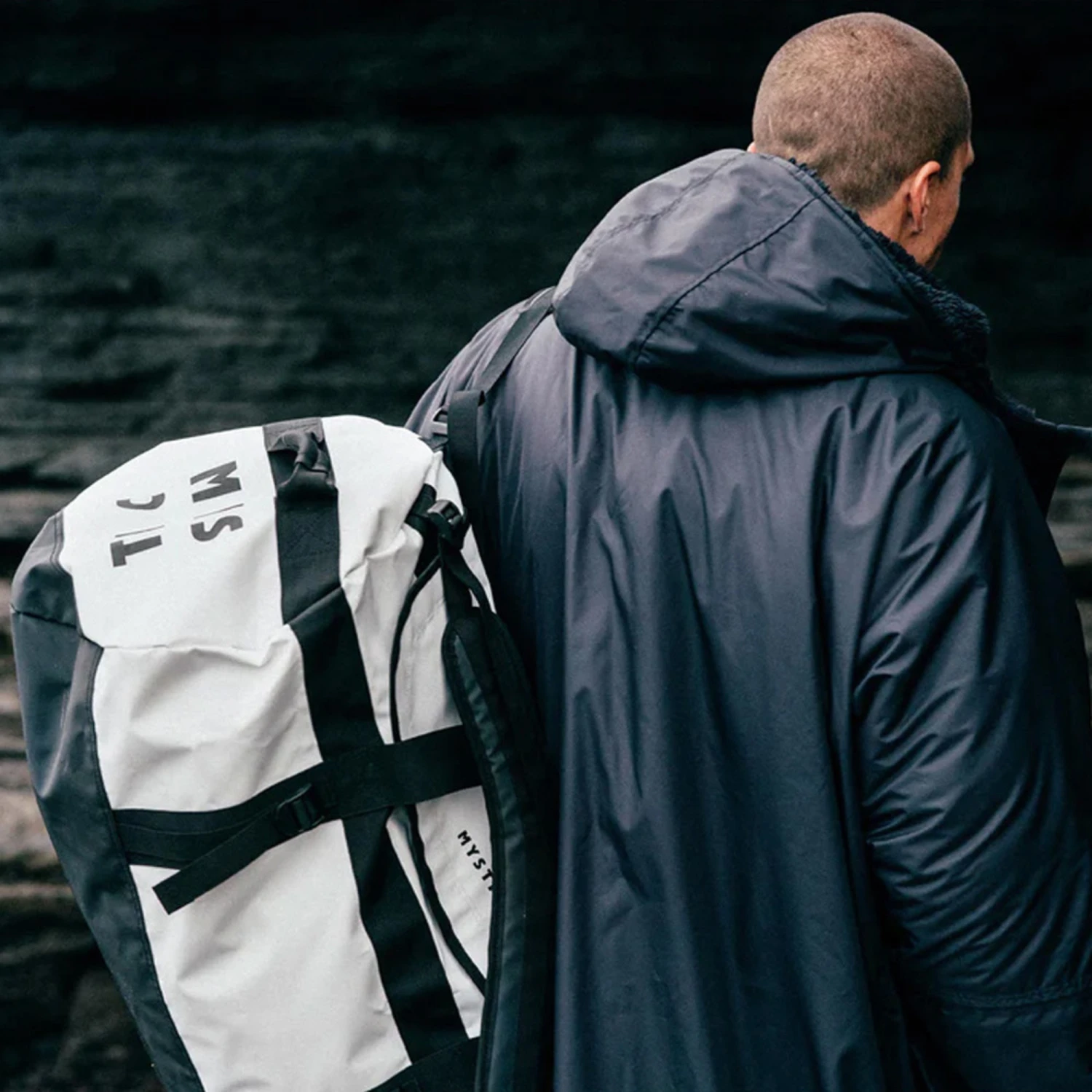 Mystic Dark Tech Series Explore 2.0 Poncho 10 Mystic Dark Tech Series Explore 2.0 Poncho - Image 10