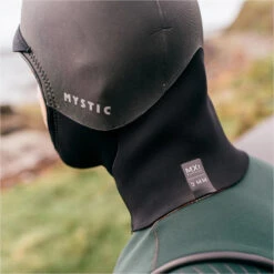 Mystic Roam 3mm Long Wetsuit Hood -Diving Equipment Store 42085 202320Mystic20Roam203mm20Long20Wetsuit20Hood2035016.23001820 20Black20Lifestyle202.2000x2000