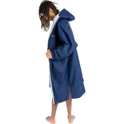 Advance Long Sleeve Change Robe V3 11 Advance Long Sleeve Change Robe V3 -Diving Equipment Store 44394 202320Dryrobe20Advance20Long20Sleeve20Changing20Robe20Poncho20DALSV320 20Navy20Blue2020Grey20side202.2000x2000