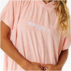 Rip Curl Womens Classic Surf Hooded Towel Changing Robe / Poncho 9 Rip Curl Womens Classic Surf Hooded Towel Changing Robe / Poncho -Diving Equipment Store 45870 202320Rip20Curl20Womens20Classic20Surf20Hooded20Towel20Changing20Robe2020Poncho2000ZWTO20 20Peach205.2000x2000