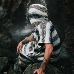 Slowtide Oso Hooded Towel Change Robe / Poncho 15 Slowtide Oso Hooded Towel Change Robe / Poncho -Diving Equipment Store 45971 202320Slowtide20Oso20Hooded20Towel20Change20Robe20Poncho20ST3220 20White209.2000x2000