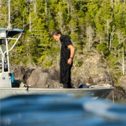 Slowtide The Digs Hooded Towel Change Robe / Poncho 15 Slowtide The Digs Hooded Towel Change Robe / Poncho -Diving Equipment Store 45984 202320Slowtide20The20Digs20Hooded20Towel20Change20Robe20Poncho20ST17320 20Black207.2000x2000