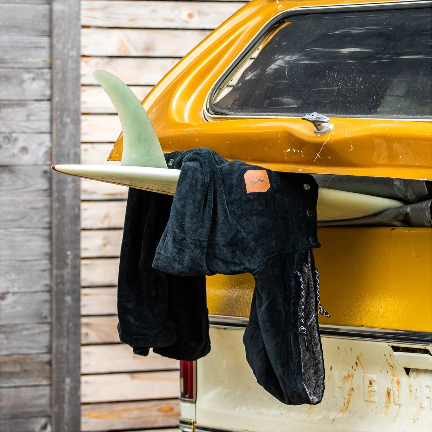 Slowtide The Digs Hooded Towel Change Robe / Poncho 9 Slowtide The Digs Hooded Towel Change Robe / Poncho - Image 9