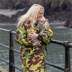 Advance Long Sleeve Change Robe And Dog Robe 19 Advance Long Sleeve Change Robe And Dog Robe -Diving Equipment Store 46411 202320Dryrobe20Dog20Robe20DRDR120 20Camo20Grey20LS.2000x2000