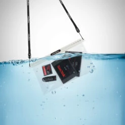 Fidlock Magnetic Multi Dry Bag -Diving Equipment Store Dry20Bag20Multi20L sized20magnetic20self sealing20bag20front.2000x2000